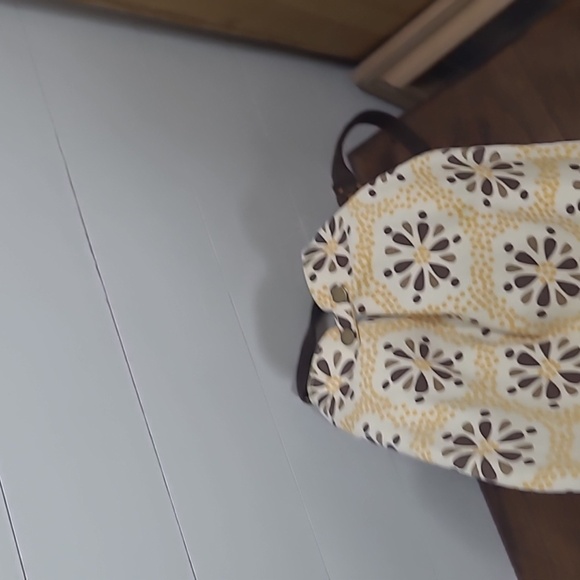 EUC Petunia Pickle Bottom Tote Women's Yellow Wistful Weekender Bag Large Tote - Picture 4 of 15